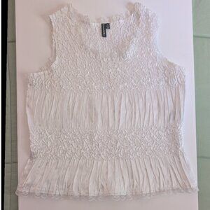 XL White Textured Sleeveless Blouse | Ruched Lace Hem Boho Top | Cottagecore & F